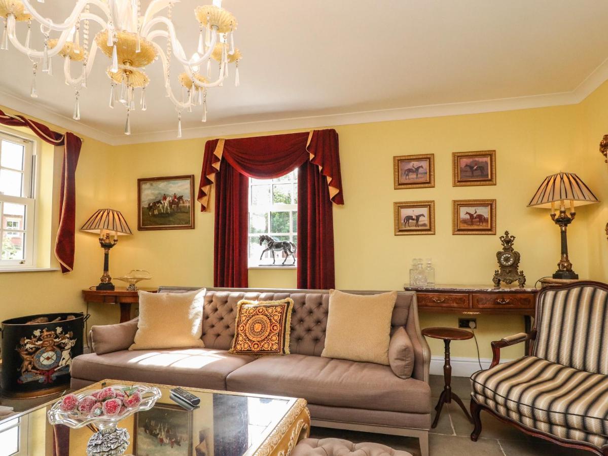 Villa Moor End Manor à Poulton-le-Fylde Extérieur photo