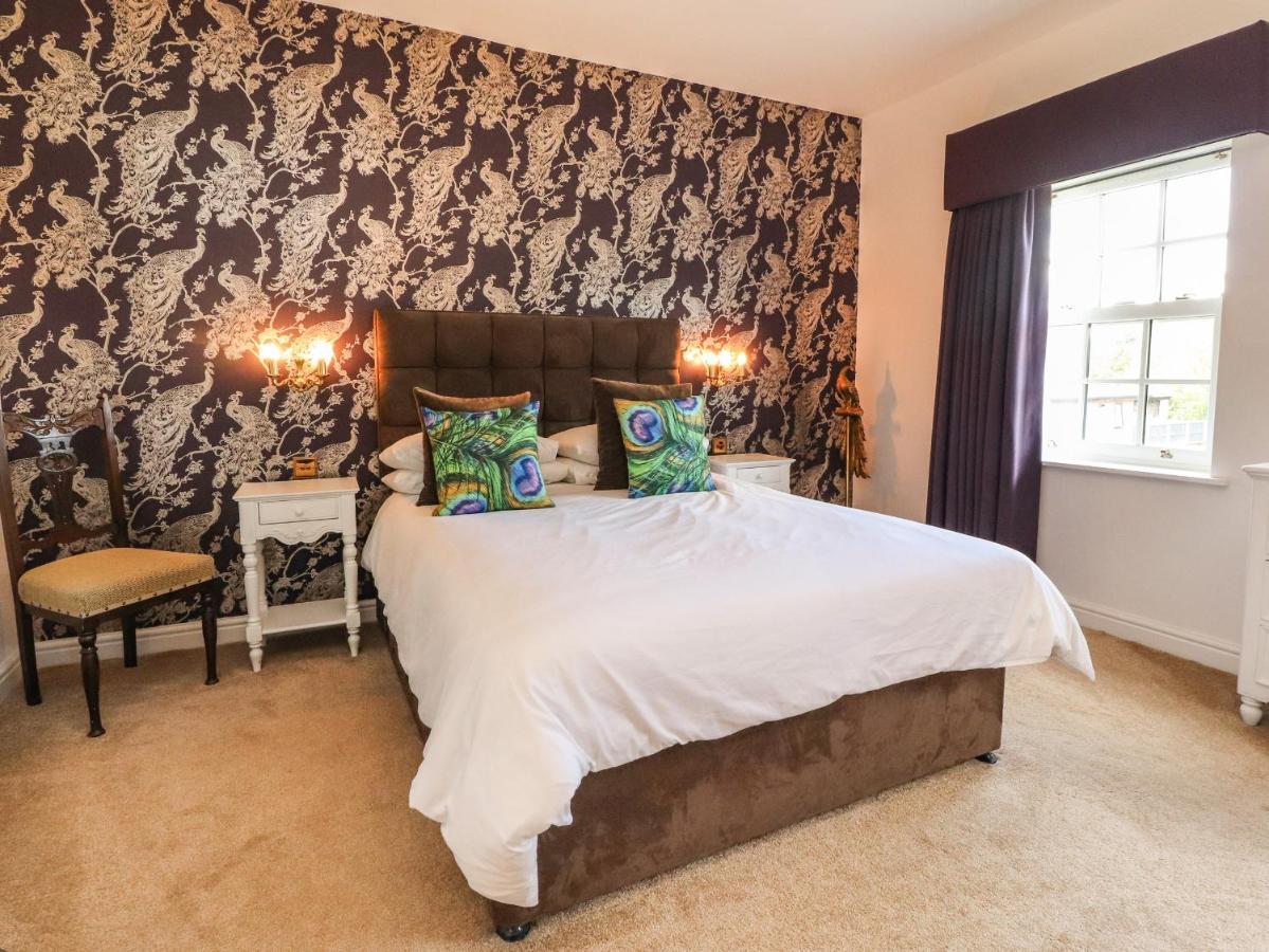 Villa Moor End Manor à Poulton-le-Fylde Extérieur photo
