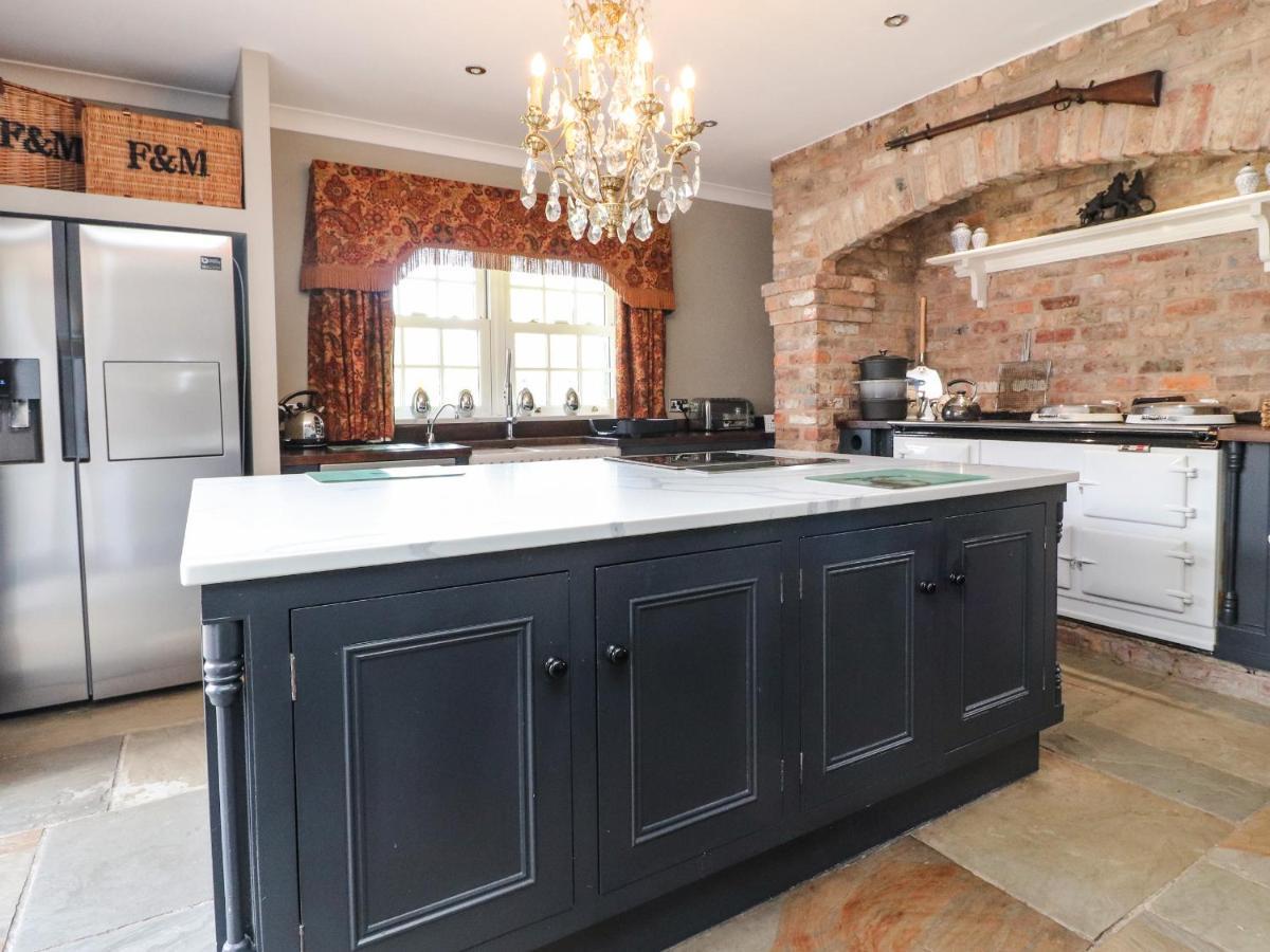 Villa Moor End Manor à Poulton-le-Fylde Extérieur photo